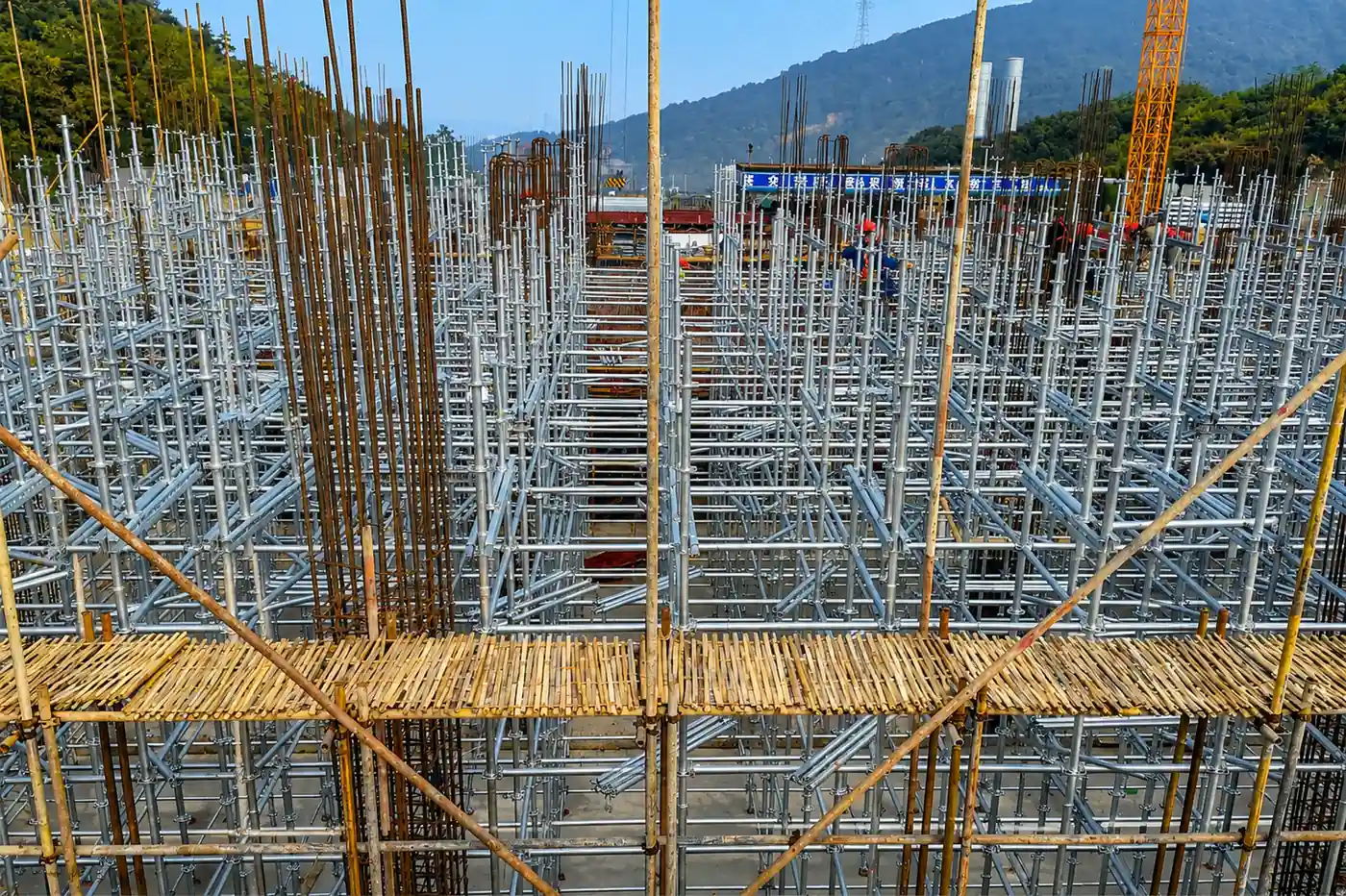 Ringlock working scaffolding application