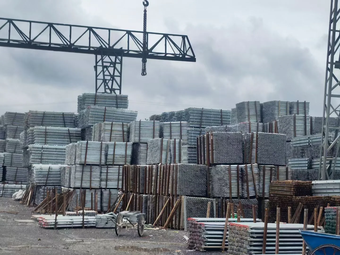 Ringlock scaffolding stock yard